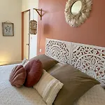 D'hotes - Le Magnolia Bed and Breakfast Καρκασόν