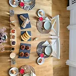 Bed and Breakfast D'hotes - Le Magnolia Καρκασόν