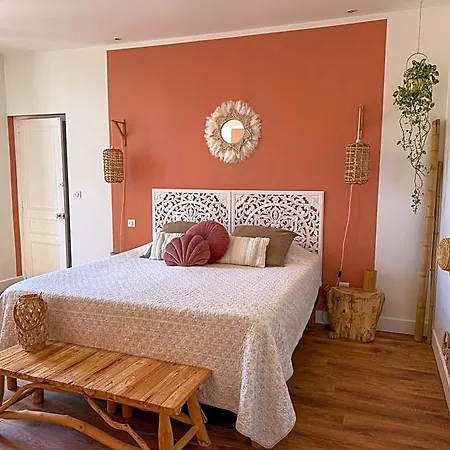 Maison Magnolia - D'hotes Bed and Breakfast Καρκασόν