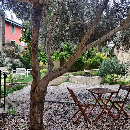 Couette-café D'hotes - Le Magnolia Carcassonne